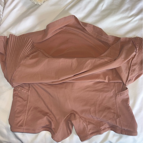 Lululemon play off the pleats skirt size 6 - Picture 4 of 5